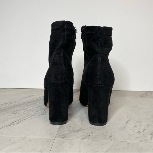 Catherine Malandrino Faux Suede Black Pointed Toe Bootie 9 - Picture 3 of 12